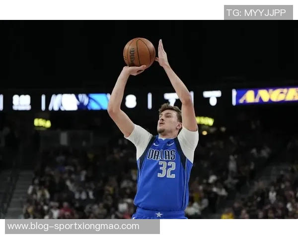 基德称将全力支持莱夫利投篮发展期待其发挥领导力带动球队进攻 基德称将全力支持莱夫利投篮发展期待其发挥领导力带动球队进攻